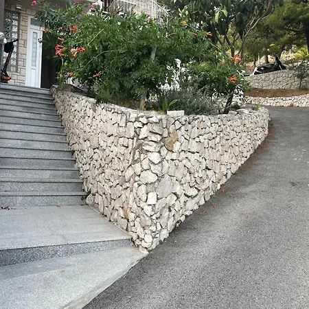 Maric * Baška Voda