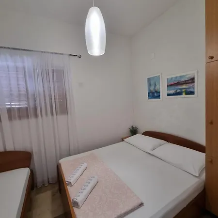 Maric * Baška Voda